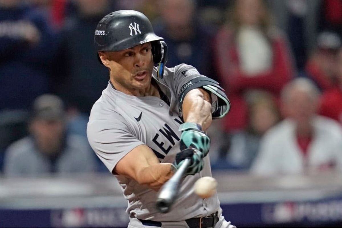 Giancarlo stanton podría estar cerca de regresar a yankees