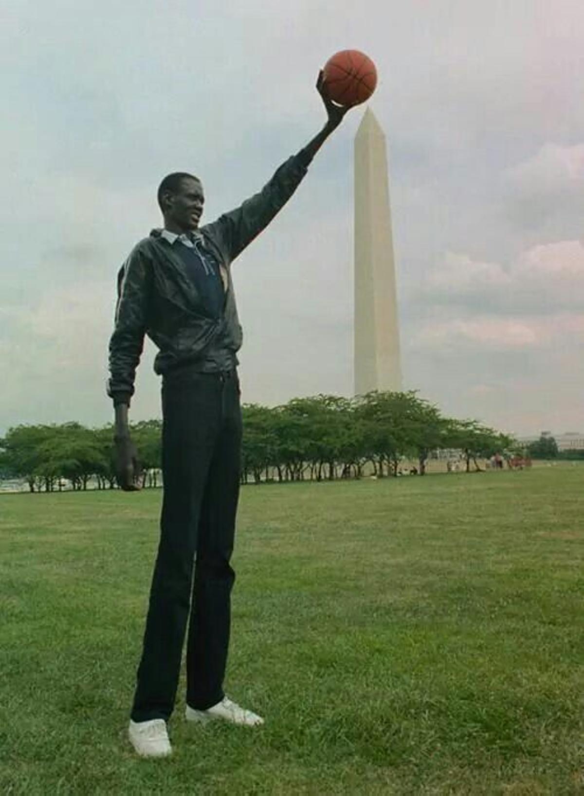 El gran Manute Bol
