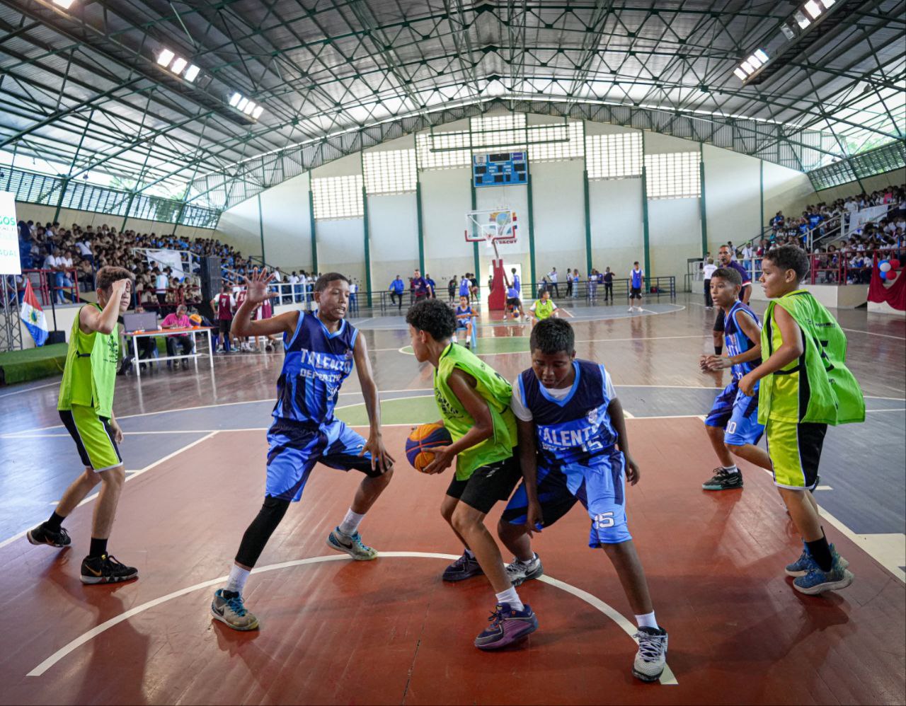 Yaracuy inauguró fase estadal de Juegos Estudiantiles por todo lo alto
