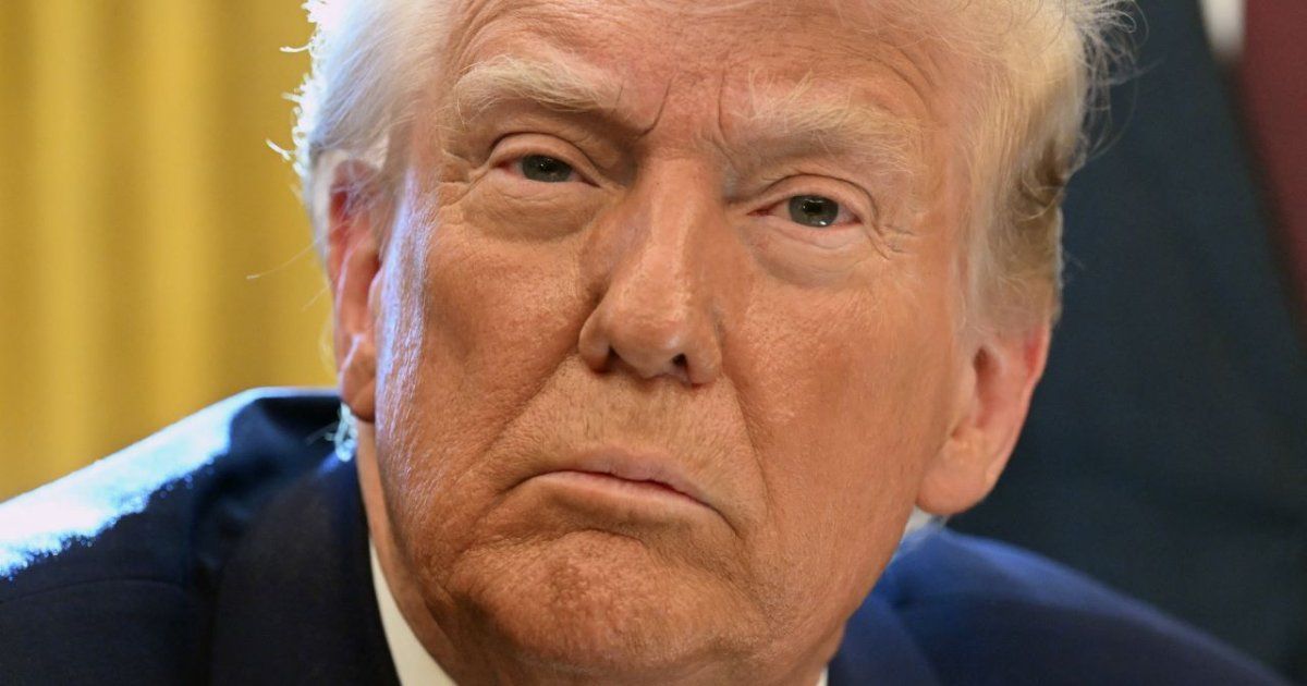 Alguien no Está Contando Los Hechos