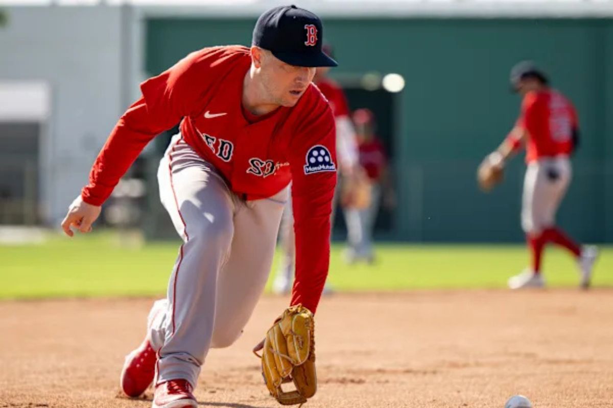Alex bregman podría regresar a los red sox
