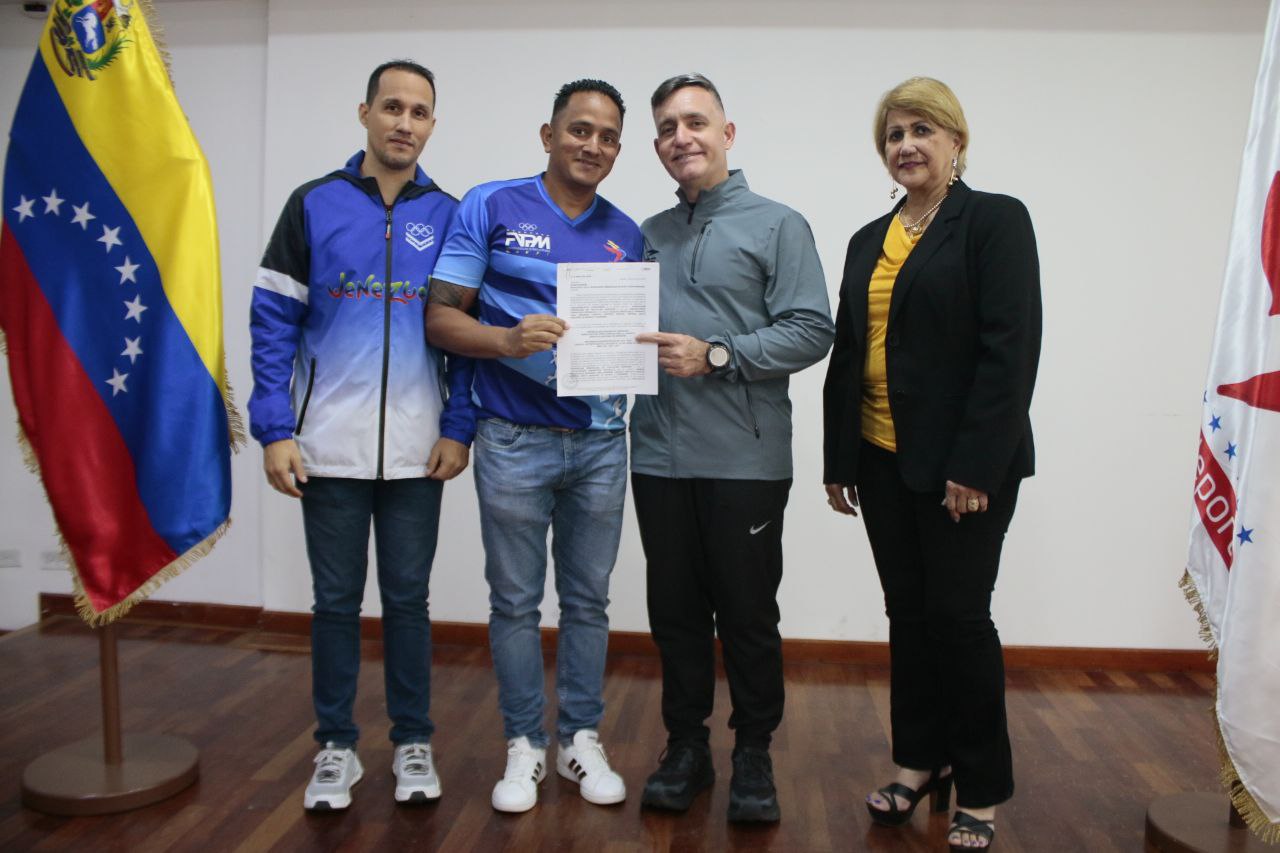 Federaciones reciben sus providencias - Ministerio de Deporte