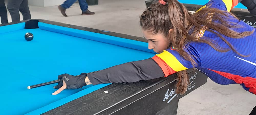 Grujicic y Calzadilla triunfaron en billar bola 10