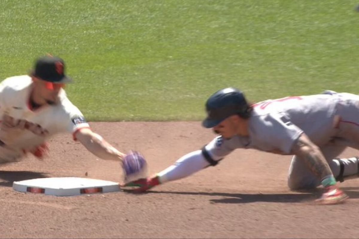 Jarren durán es víctima de los umpires