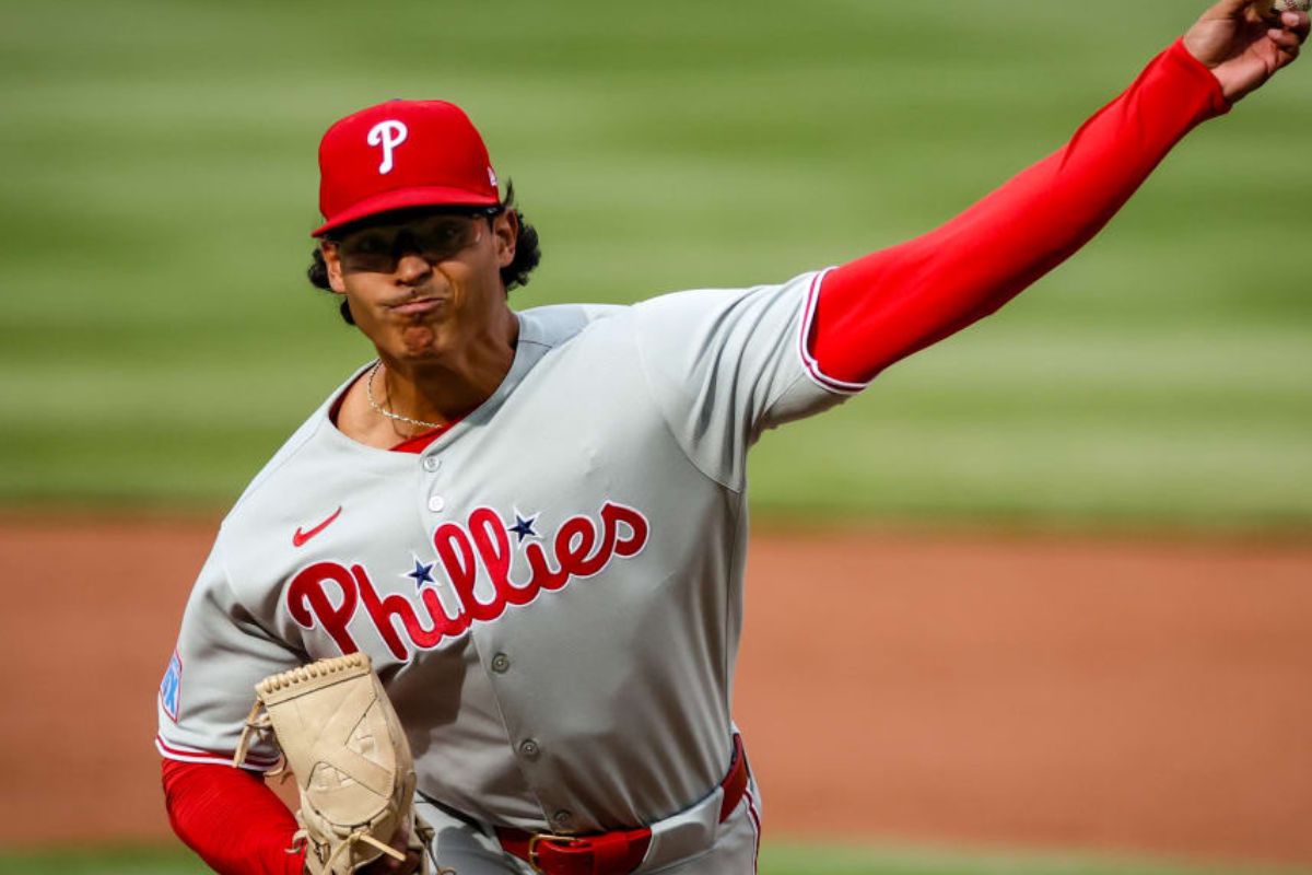 Jesús luzardo sorprende con un ajuste