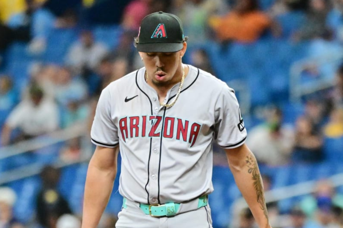 Justin martínez fuera de pelota por grave lesión de su codo