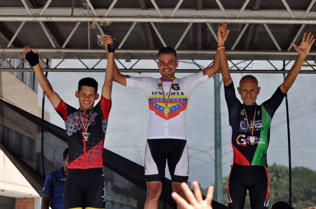 Luis Mendoza dominó pruebas sordolímpicas