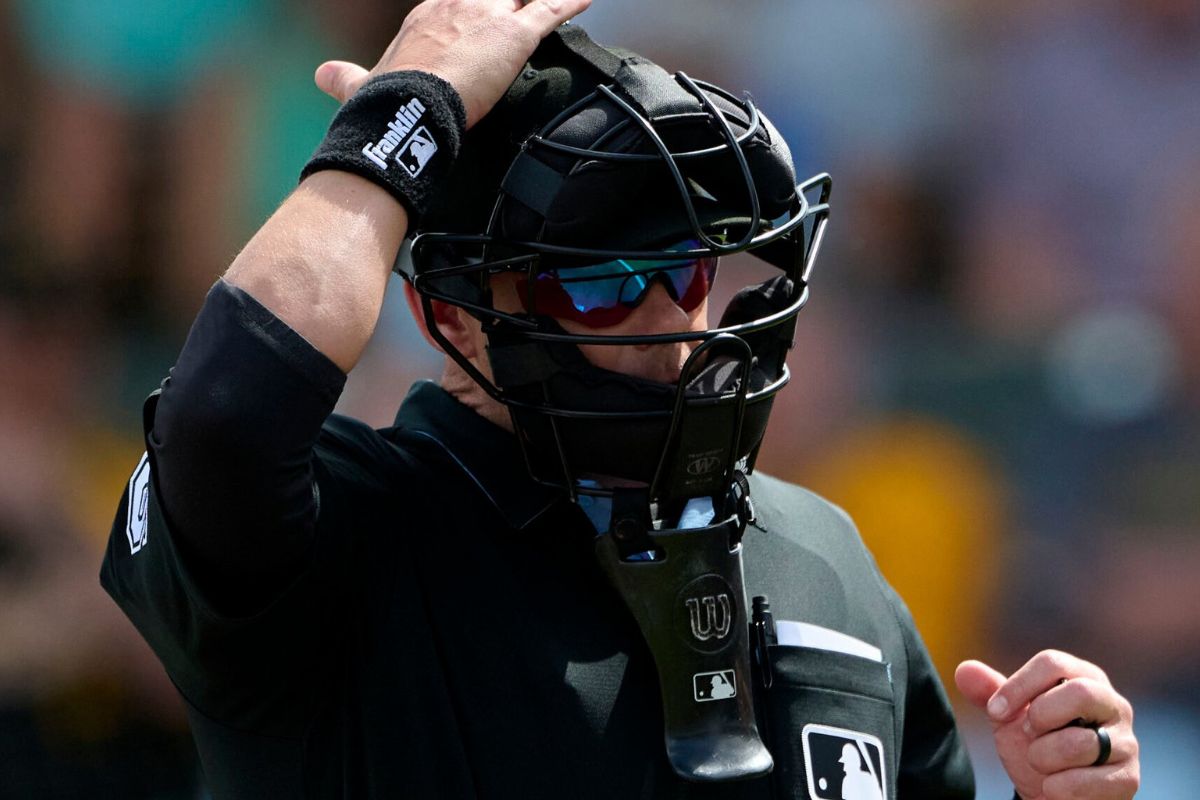 Los robot umpires tomarán el cargo en mlb para 2026