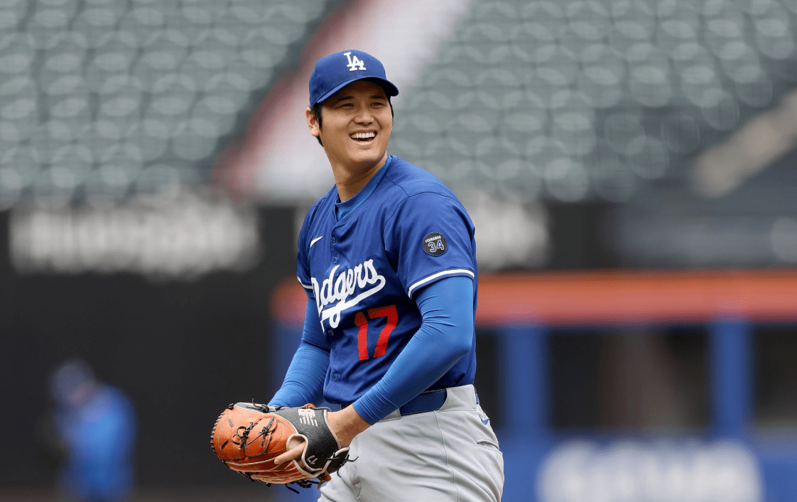 Shohei ohtani debutará este lunes como lanzador ante tatis y machado