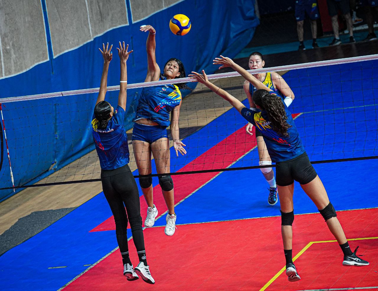 Voleibol femenino recorre nuevo camino
