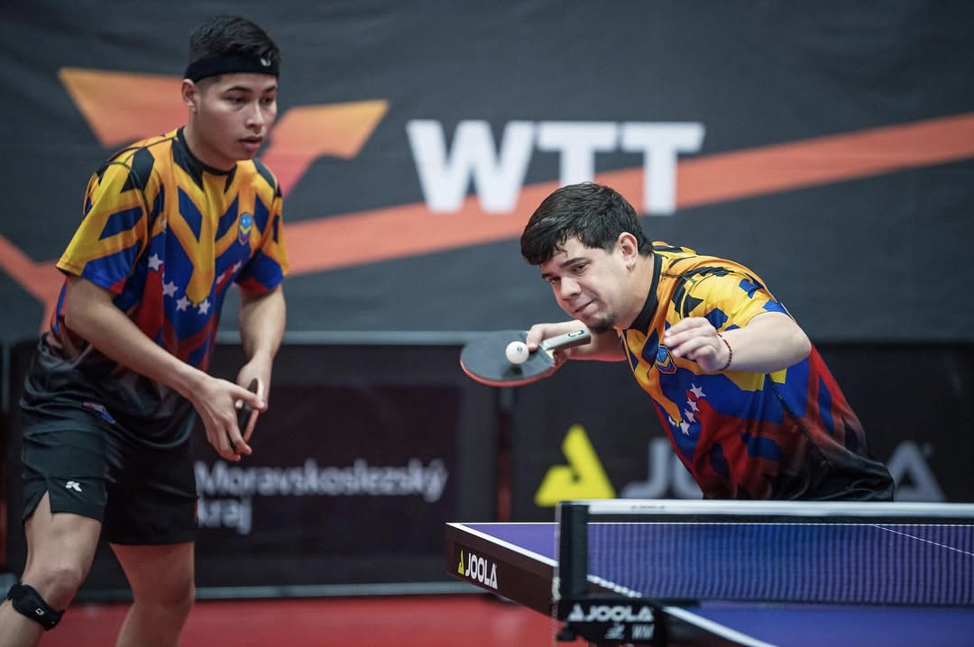 Youth Contender aterriza en Caracas