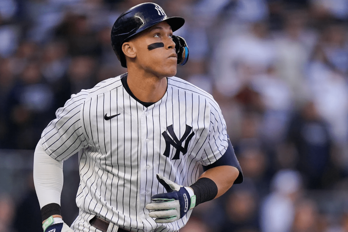 Aaron judge logra marca de jonrones nunca antes vista en mlb