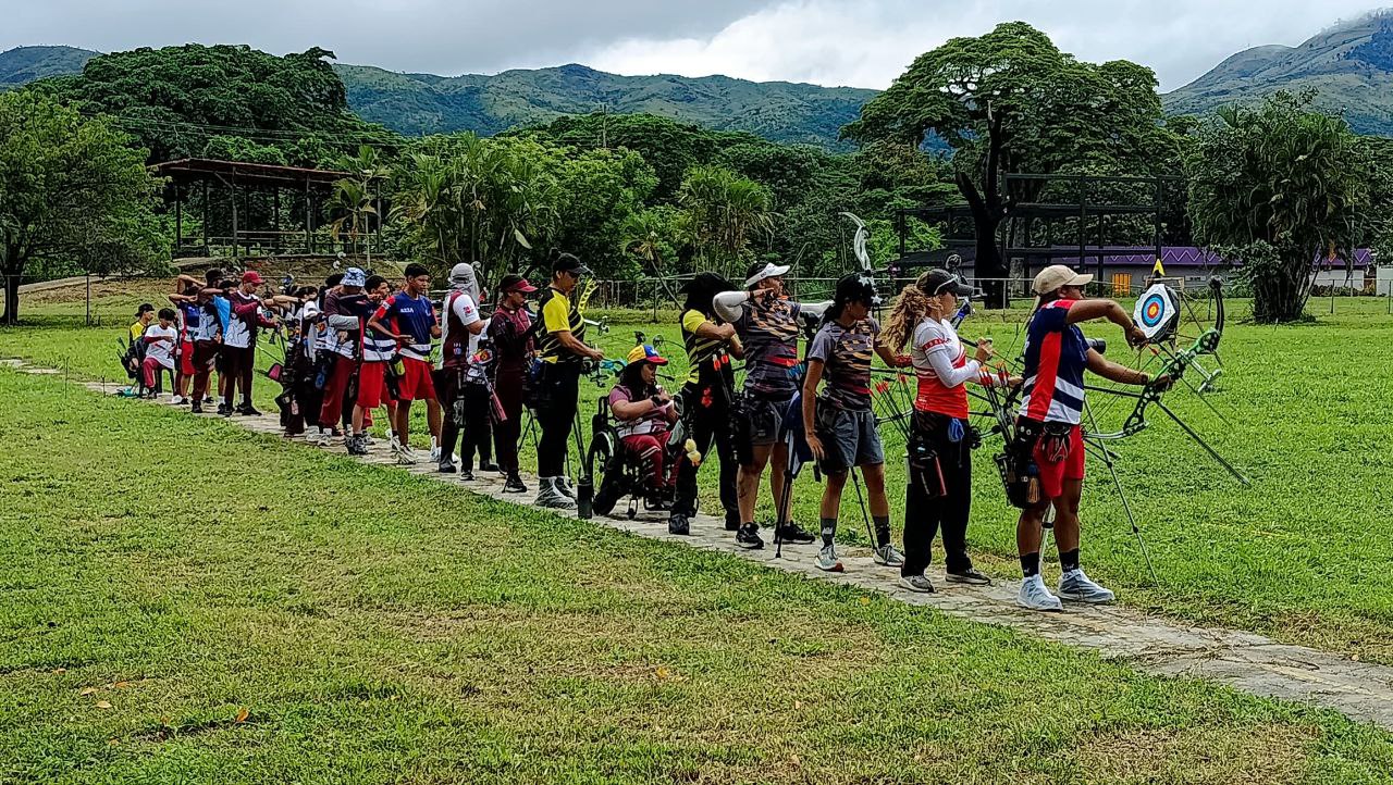 Carabobo en la punta de las flechas