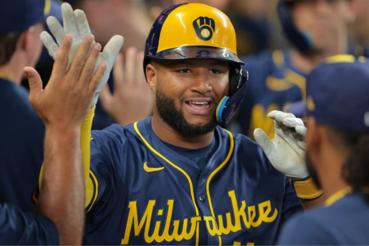 Jackson chourio alcanza seguidilla de hits / foto: mlb