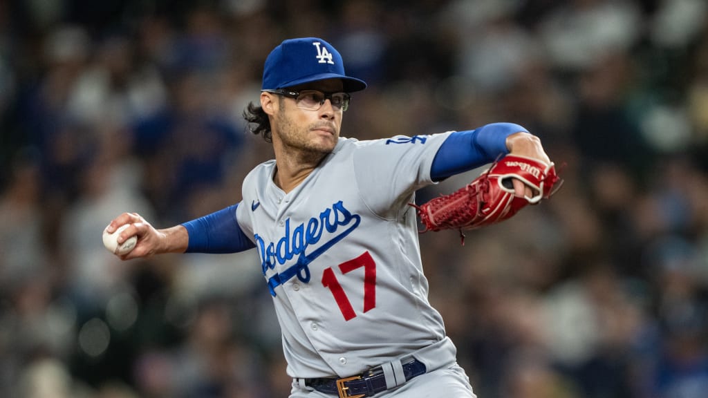 Joe-kelly-tratara-de-convencer-a-dodgers-que-podra-ayudarlos-en-playoffs