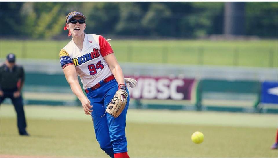 Sóftbol femenino sella boletos internacionales
