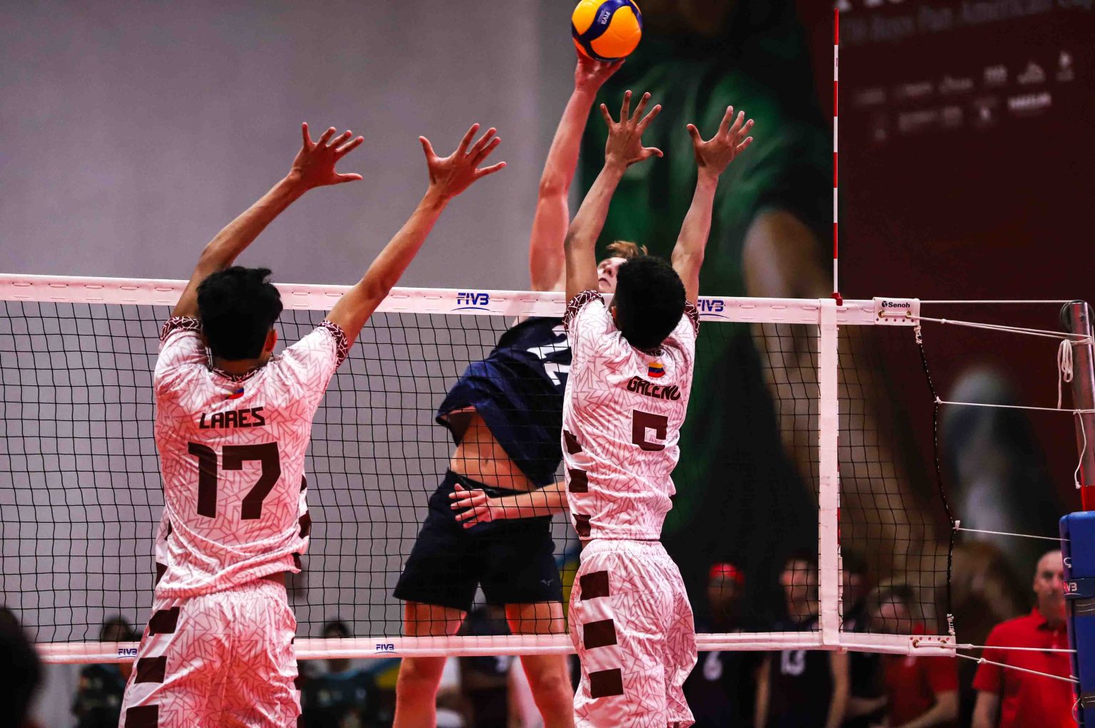 Voleibol dio guerra en su debut