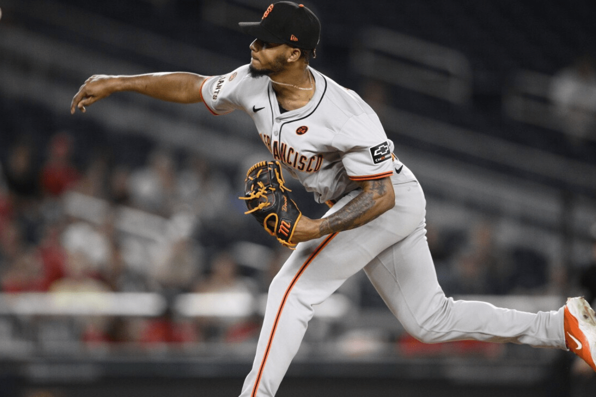 Yankees adquieren al cerrador camilo doval vía cambio - el fildeo