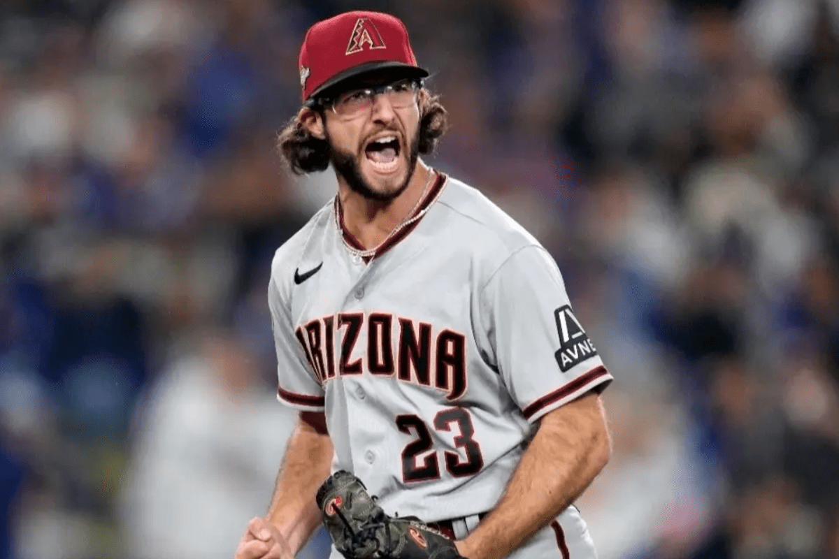 Yankees y red sox se pelean por un abridor de arizona