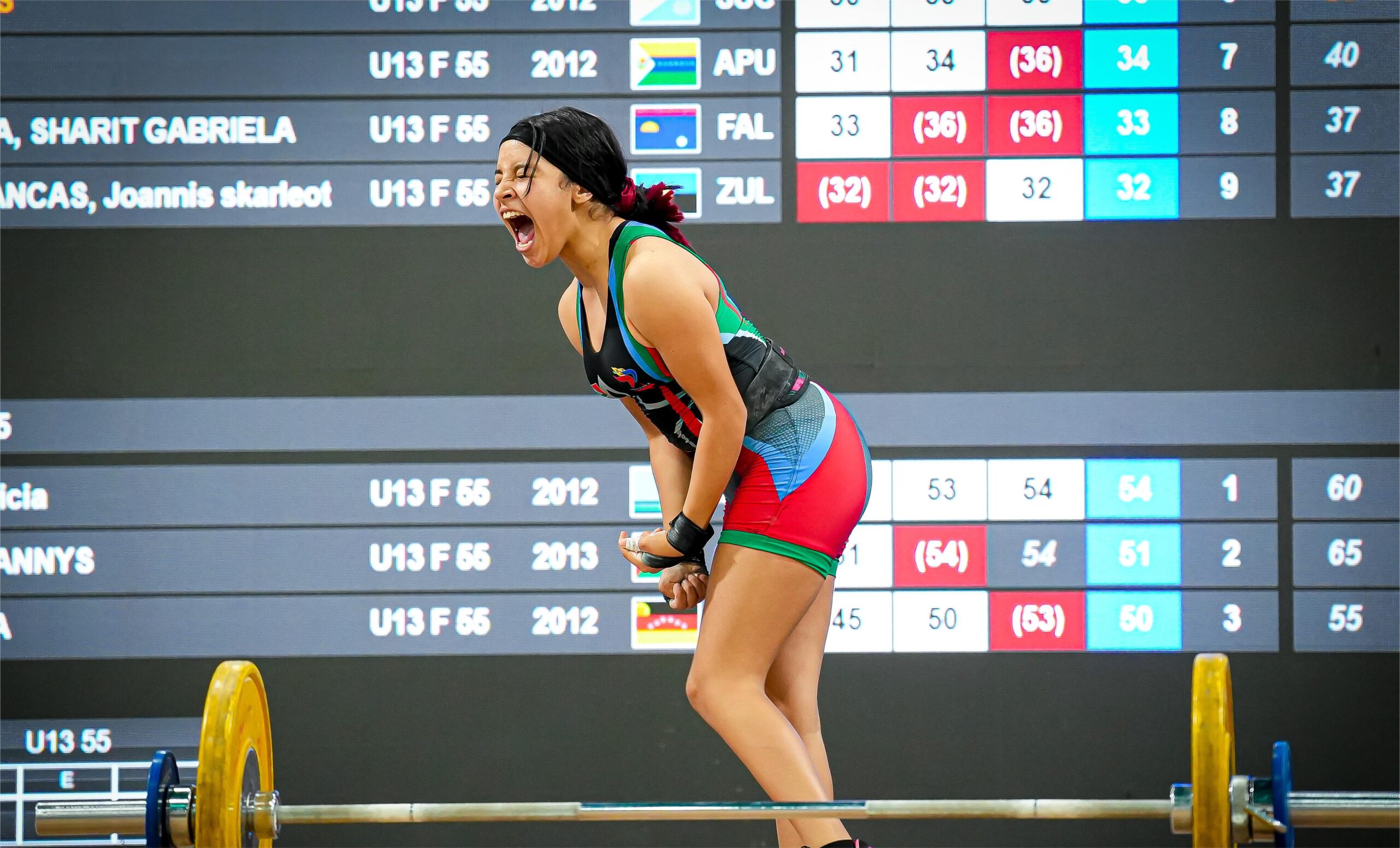 Amazonas logra primer oro en las pesas