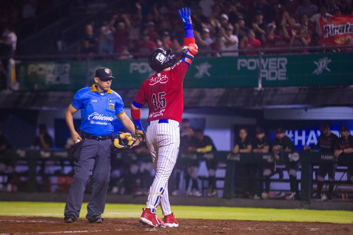 Félix pérez es el líder de piratas de campeche / foto: @lospiratasmx