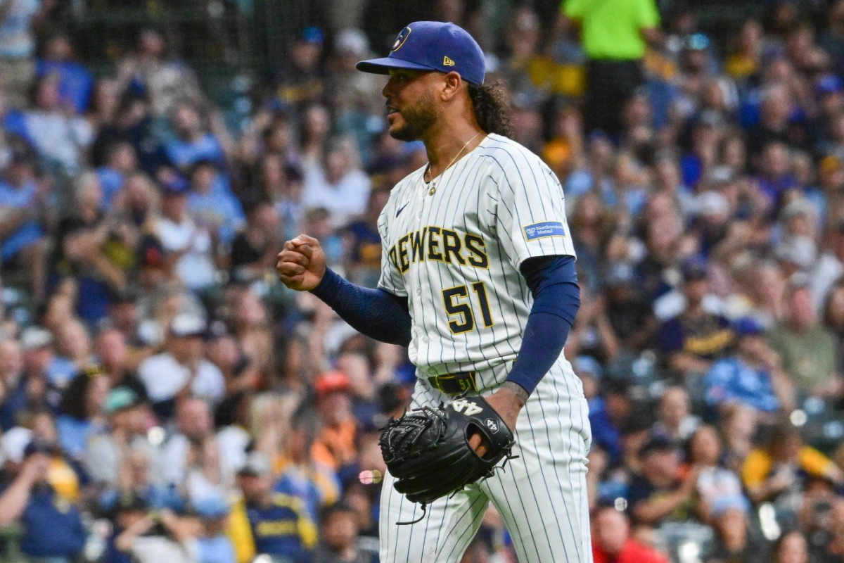 Freddy peralta pelea con paul skenes por el cy young de la nacional