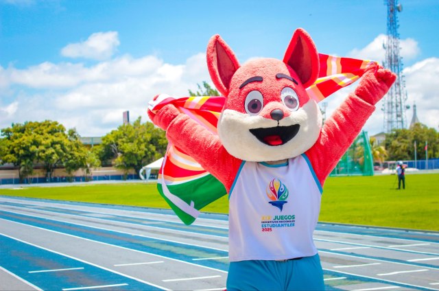 Lara se coronó en atletismo estudiantil