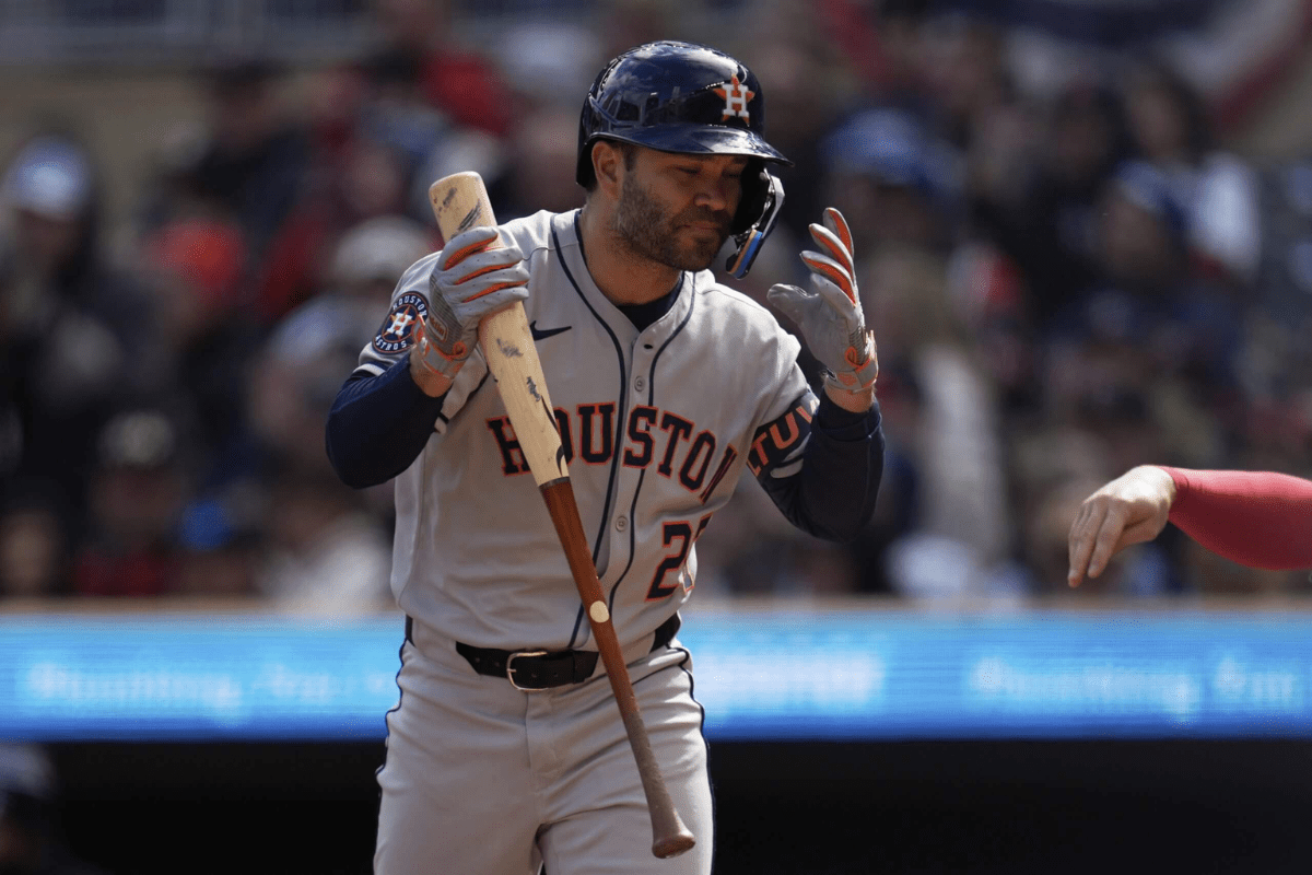 Jose-altuve-indiciplina-caja-bateo-astros-houston-grandes-ligas-2025