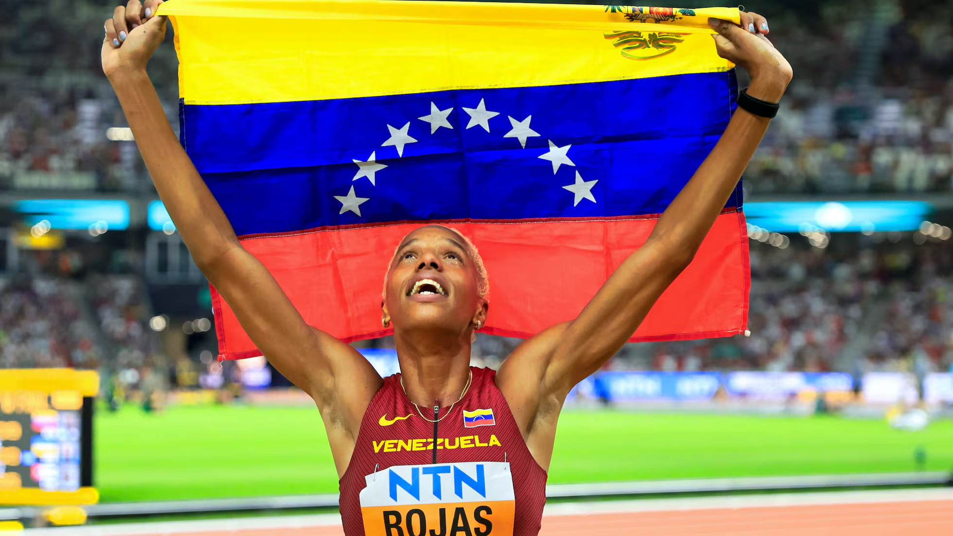 Yulimar Rojas toma vuelo para ir a Tokio 