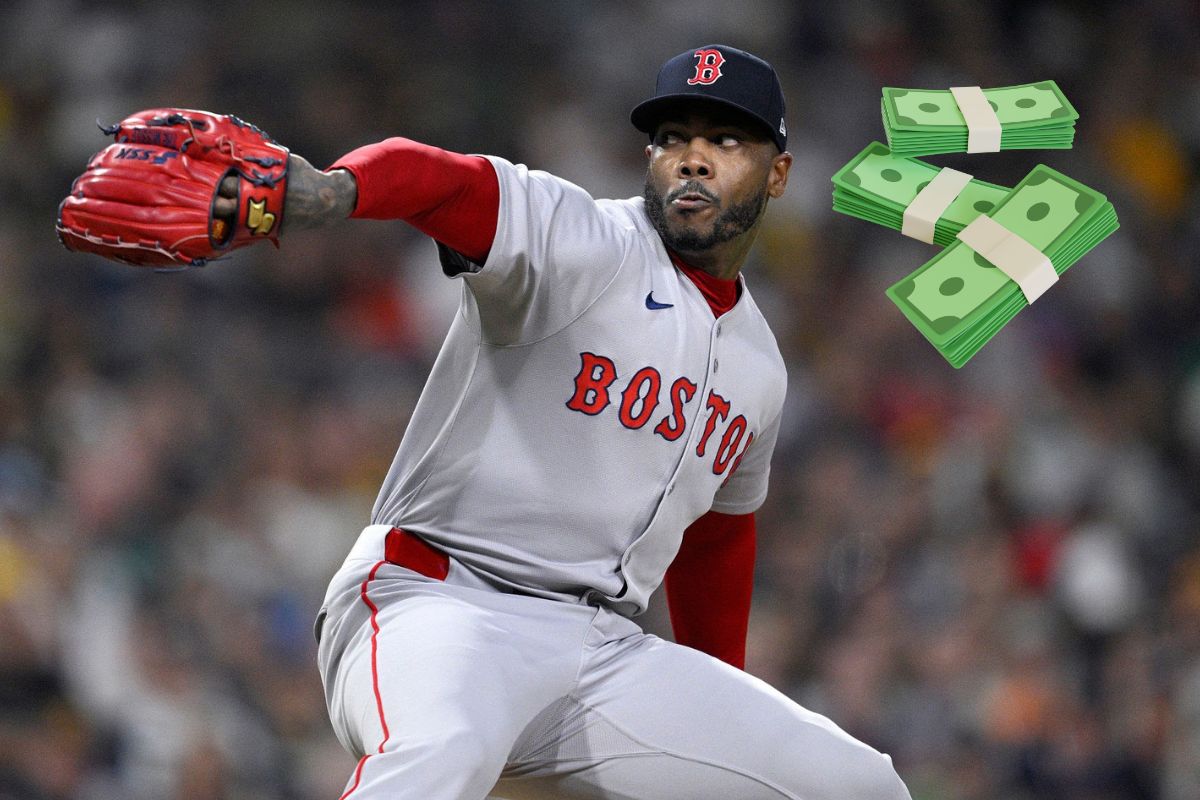 Aroldis chapman logra un bono por sus actuaciones