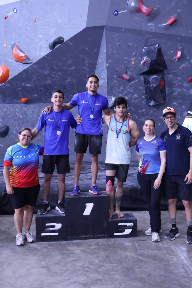 Castillo y Pérez campeones en Escalada