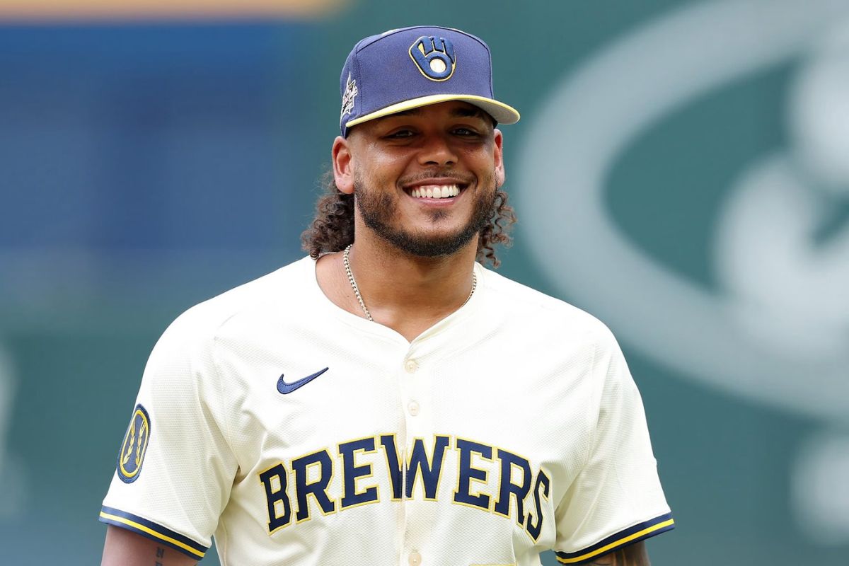 Freddy peralta logra un hito para latinos / foto: mlb
