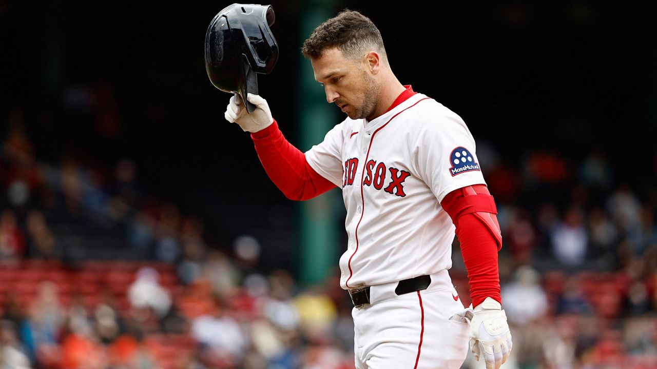 Alex bregman avisa que podría dejar a los red sox este invierno