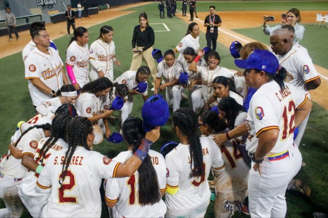 Venezuela se corona en beisbol femenino