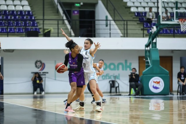 Baloncesto sub-17 plata y cupo a la AmeriCup