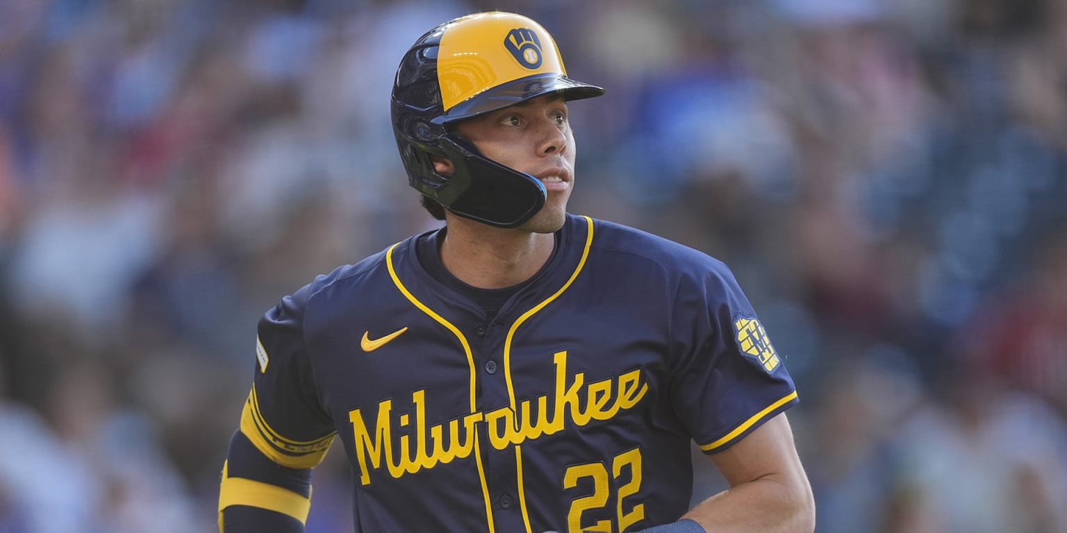 Christian yelich desaparece y no justifica su salario en los playoffs del 2025