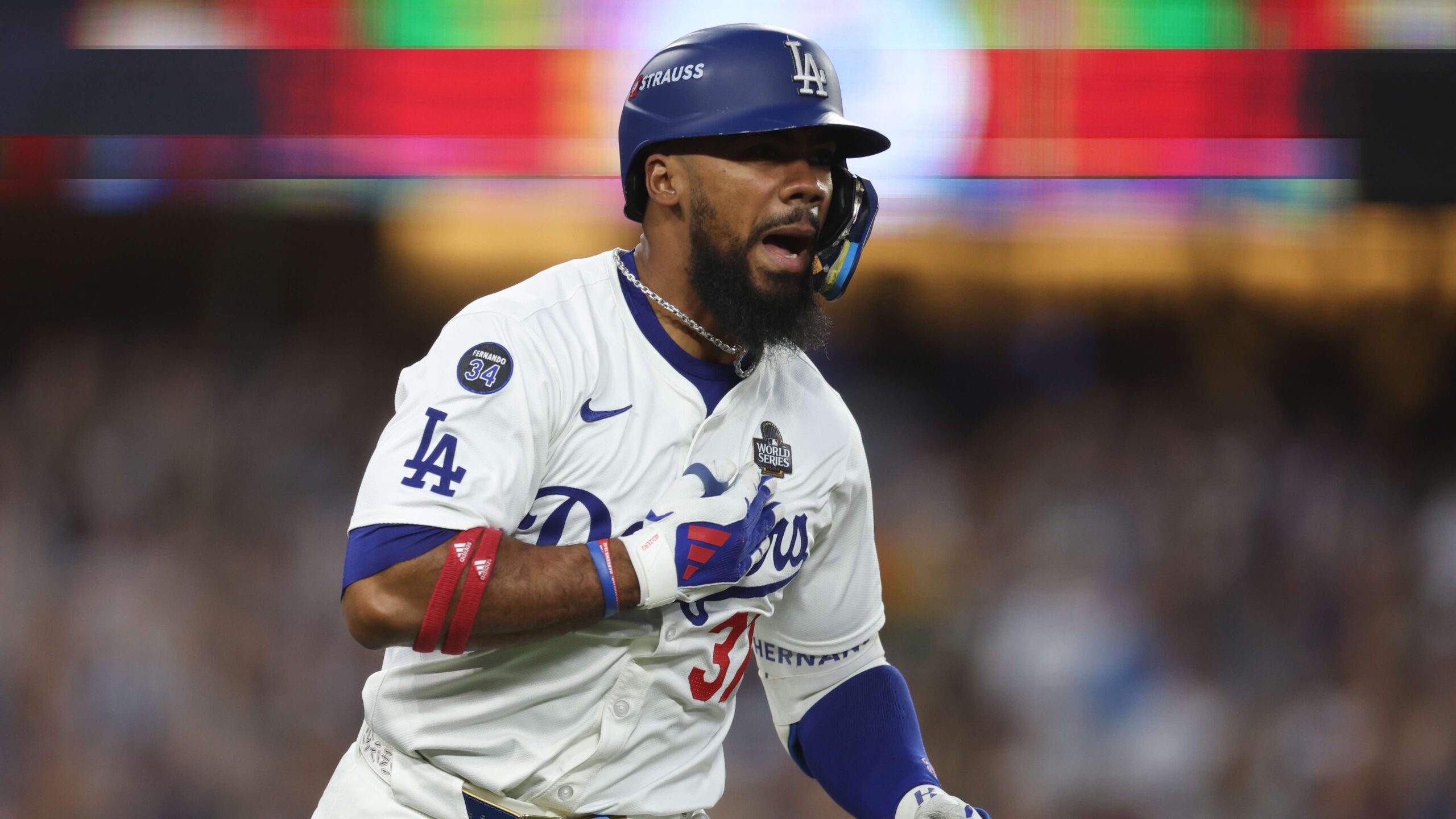 Teoscar hernández, el mejor bateador de playoffs desde 2024 según estadística