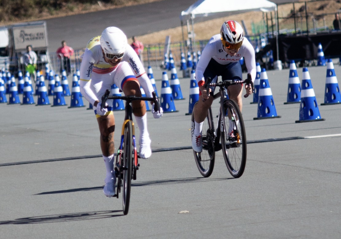 Ciclismo inició con diploma en la velocidad