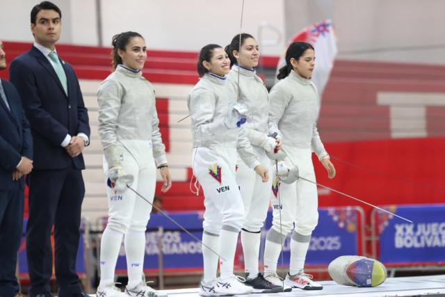 Esgrima se coronó con remontada del sable