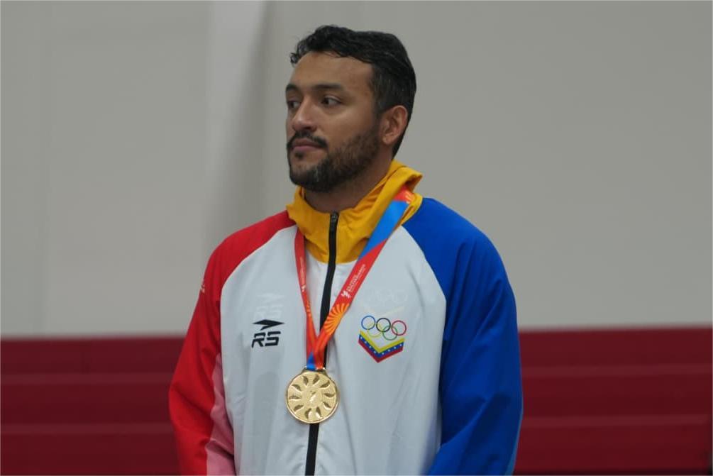 Esgrima sumó oro y bronce en sable masculino
