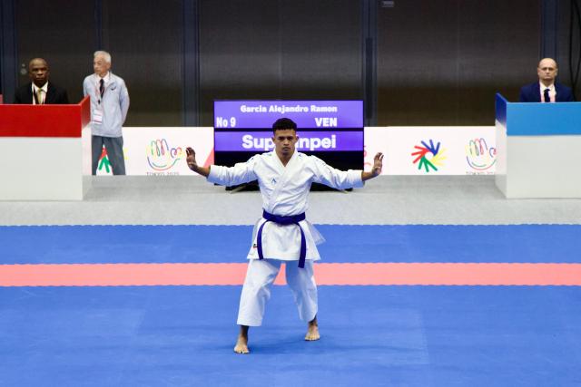 Karate dejó huella al conquistar cinco diplomas