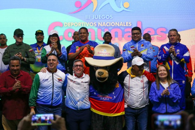 Fiesta inaugural con puro sabor andino