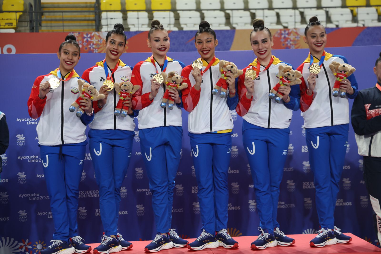 Jornada productiva de 18 metales de oro