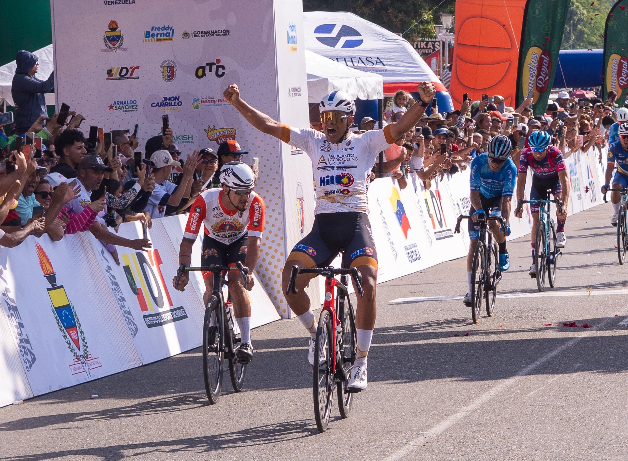 Arlex Méndez mandó en Socopó