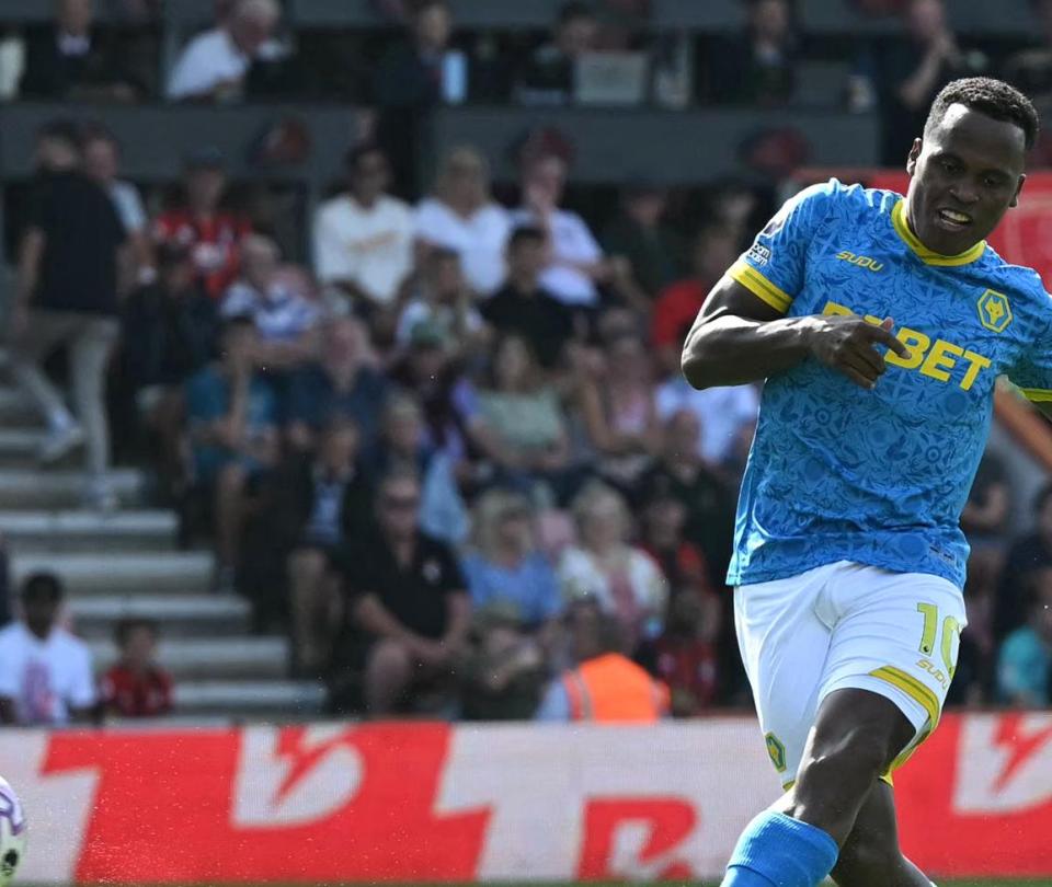 DT de Wolves destacó gol y actuaciones de Jhon Arias en Premier