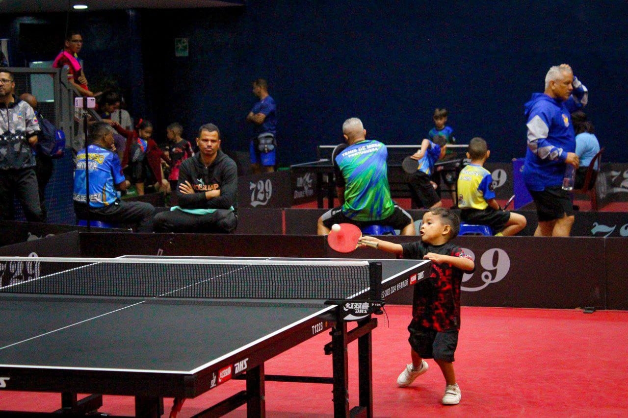 FVTM activó raquetas nacionales - Ministerio de Deporte