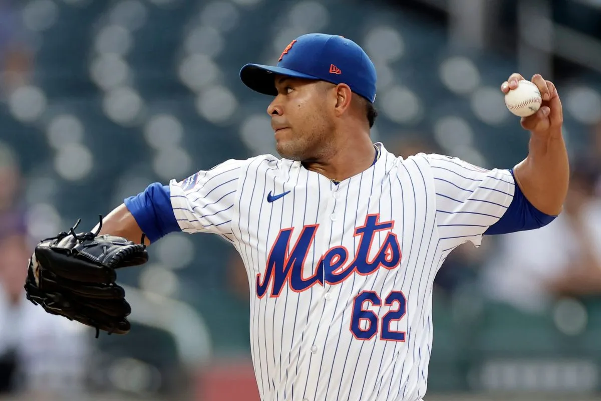 Mets sopesan la firma del colombiano / foto: mlb