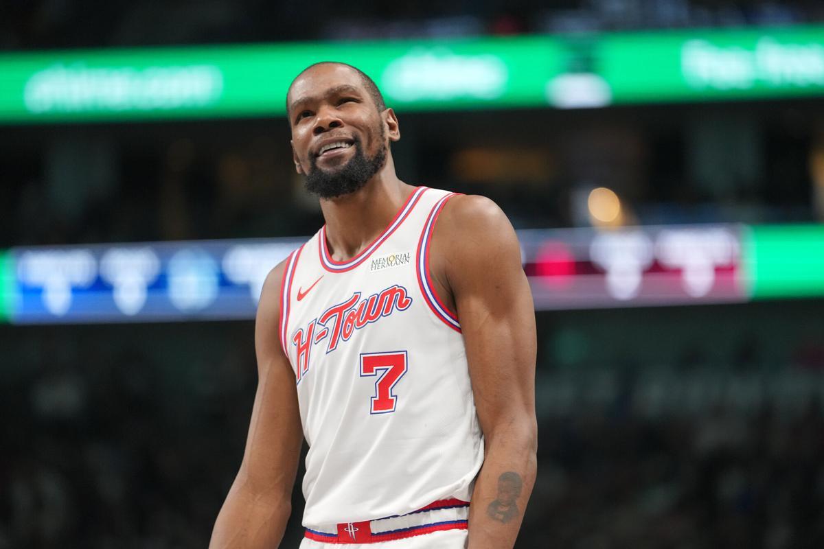 Kevin Durant se convirtió en el séptimo máximo anotador de la NBA