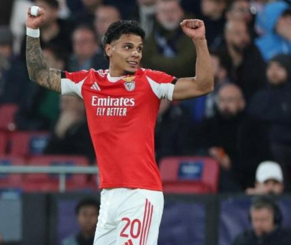 ¡Fue partido redondo de Ríos en Champions! Así venció Benfica a Napoli