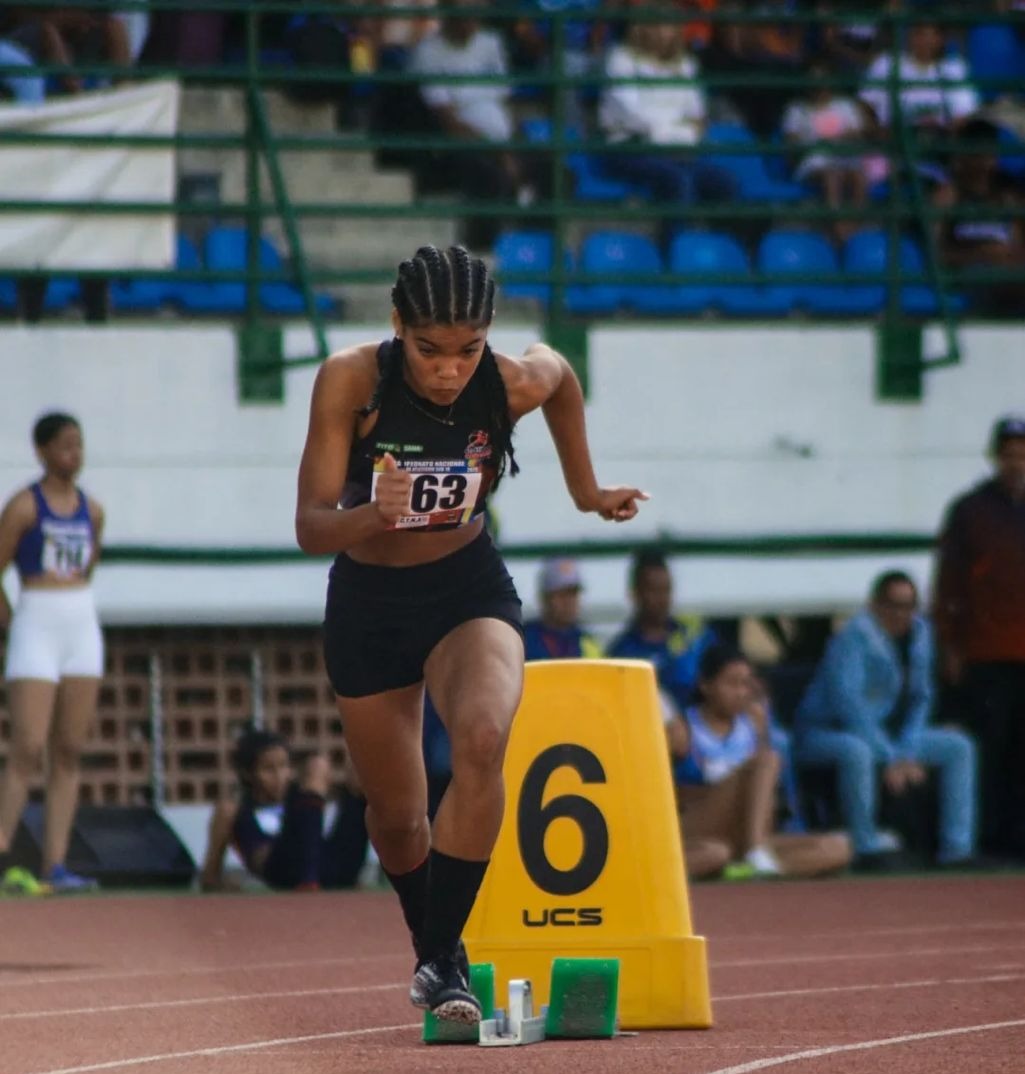 Osmary Pacheco voló en selectivo de atletismo